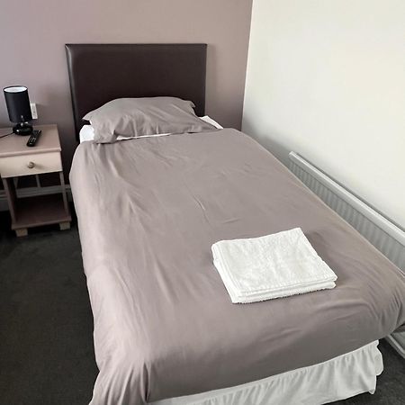Hampton Hotel & Restaurant Llandrindod Wells Dış mekan fotoğraf