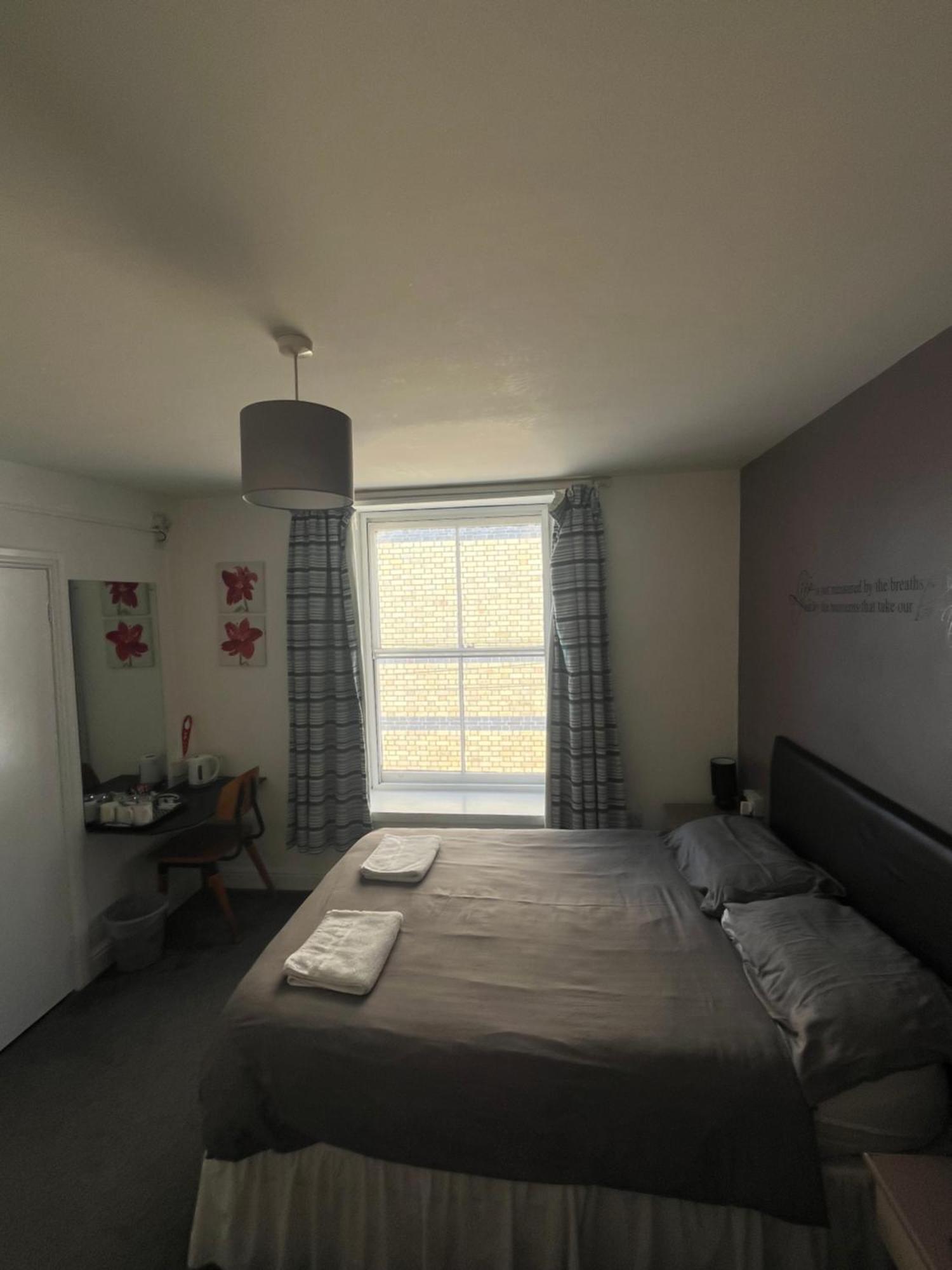 Hampton Hotel & Restaurant Llandrindod Wells Dış mekan fotoğraf